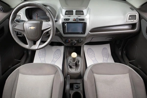 Седан Chevrolet Cobalt 2013 года, 619000 рублей, Оренбург