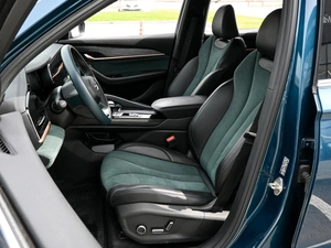 Внедорожник Geely Monjaro 2023 года, 3290000 рублей, Волгоград