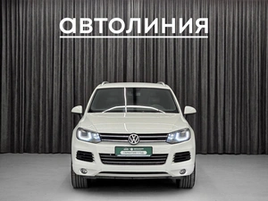 Внедорожник Volkswagen Touareg 2011 года, 1950000 рублей, Красноярск