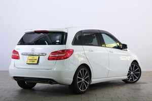 Хетчбэк Mercedes-benz B-класс 2012 года, 1299000 рублей, Омск