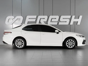 Седан Toyota Camry 2021 года, 1969000 рублей, Красный Пахарь