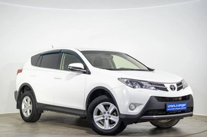 Внедорожник Toyota RAV4 2013 года, 1689000 рублей, Оренбург