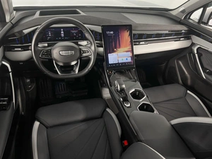 Внедорожник Geely Atlas 2024 года, 2575000 рублей, Казань