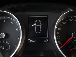 Хетчбэк Volkswagen Golf 2014 года, 1330000 рублей, Омск