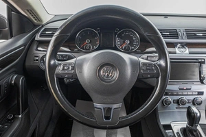 Седан Volkswagen Passat CC 2013 года, 1039000 рублей, Барнаул