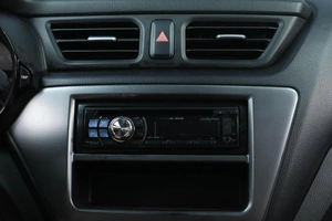 Седан Kia Rio 2011 года, 809000 рублей, Челябинск