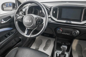 Внедорожник Kia KX1 2022 года, 1599000 рублей, Барнаул