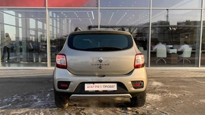 Хетчбэк Renault Sandero Stepway 2016 года, 837000 рублей, Солонцы
