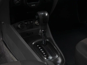 Седан Kia Rio 2010 года, 460000 рублей, Омск