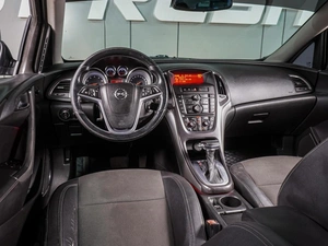Хетчбэк Opel Astra 2011 года, 749000 рублей, Воронеж