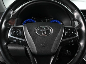 Седан Toyota Camry 2017 года, 2329000 рублей, Аксай