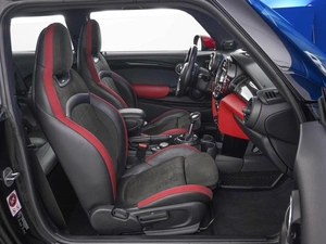 Хетчбэк MINI John Cooper Works 2017 года, 2649874 рублей, Москва