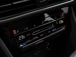 Внедорожник Volkswagen Tiguan L 2021 года, 3800000 рублей, Краснодар