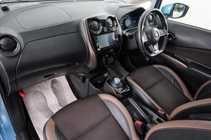 Хетчбэк Nissan Note 2016 года, 1049000 рублей, Красноярск