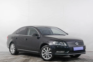 Седан Volkswagen Passat 2013 года, 999000 рублей, Кемерово
