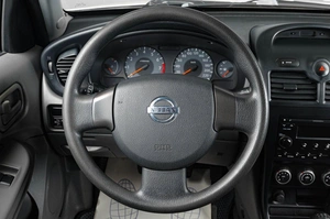 Седан Nissan Almera Classic 2009 года, 579000 рублей, Тюмень