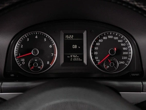 Минивэн Volkswagen Touran 2011 года, 869000 рублей, Тюмень