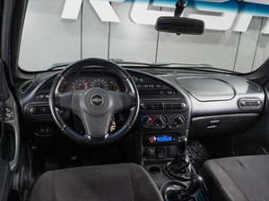 Внедорожник Chevrolet Niva 2012 года, 439000 рублей, Тюмень