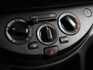 Хетчбэк Nissan Note 2011 года, 649000 рублей, Воронеж