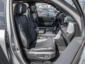 Внедорожник Toyota Sequoia 2023 года, 10050000 рублей, Краснодар