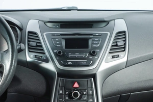 Седан Hyundai Elantra 2014 года, 1199000 рублей, Новосибирск