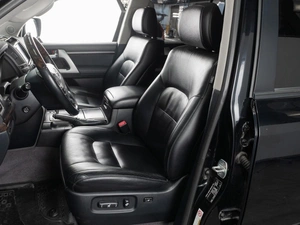 Внедорожник Toyota Land Cruiser 2012 года, 3600000 рублей, Тюмень