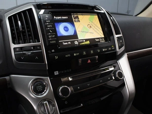 Внедорожник Toyota Land Cruiser 2015 года, 3350000 рублей, Омск