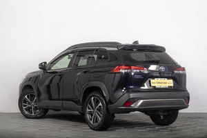 Внедорожник Toyota Corolla Cross 2022 года, 2739000 рублей, Томск