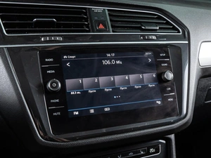 Внедорожник Volkswagen Tiguan 2019 года, 2349000 рублей, Волгоград