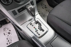 Седан Toyota Corolla 2012 года, 939000 рублей, Красноярск