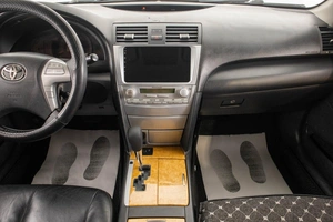 Седан Toyota Camry 2006 года, 1289000 рублей, Барнаул