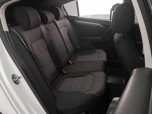 Седан Volkswagen Passat 2011 года, 888000 рублей, Тюмень