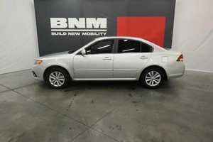 Седан Kia Magentis 2010 года, 1040000 рублей, Курск