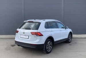 Внедорожник Volkswagen Tiguan 2018 года, 2375000 рублей, Солонцы