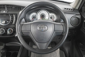Универсал Toyota Corolla Fielder 2012 года, 1049000 рублей, Кемерово
