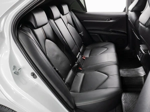 Седан Toyota Camry 2019 года, 3090000 рублей, Тюмень
