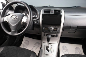Седан Toyota Corolla 2008 года, 859000 рублей, Оренбург