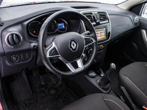 Хетчбэк Renault Sandero Stepway 2018 года, 1299000 рублей, Петрозаводск