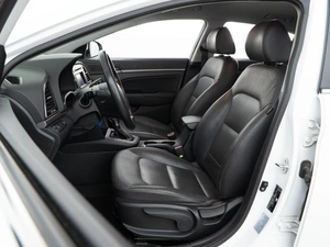 Седан Hyundai Elantra 2017 года, 1587077 рублей, Москва