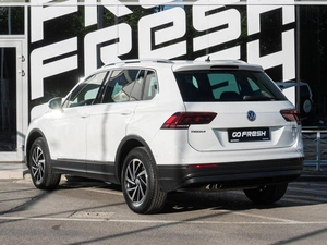 Внедорожник Volkswagen Tiguan 2018 года, 2392000 рублей, Волгоград