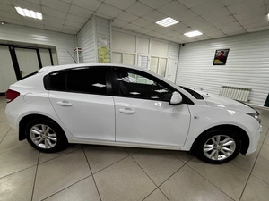Хетчбэк Chevrolet Cruze 2013 года, 650000 рублей, Ачинск