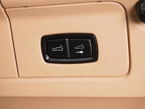 Лифтбек Porsche Panamera 4 2010 года, 2905000 рублей, Красный Пахарь
