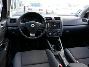 Хетчбэк Volkswagen Golf 2008 года, 689800 рублей, Волгоград