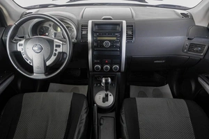 Внедорожник Nissan X-Trail 2010 года, 1299000 рублей, Кемерово
