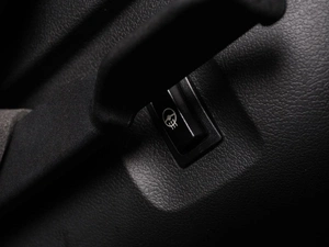 Хетчбэк MINI Cooper 2022 года, 2698000 рублей, Красный Пахарь