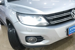 Внедорожник Volkswagen Tiguan 2012 года, 1539000 рублей, Новокузнецк