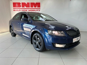 Хэтчбек Skoda Octavia 2015 года, 1450000 рублей, Смоленск