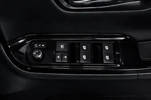 Минивэн Toyota Voxy 2018 года, 2229000 рублей, Челябинск