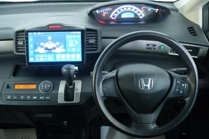 Минивэн Honda Freed 2012 года, 1149000 рублей, Омск