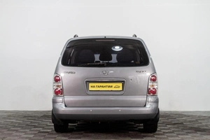Минивэн Hyundai Trajet 2005 года, 779000 рублей, Сургут